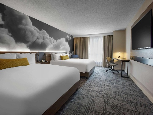 Novotel Toronto Centre image 2
