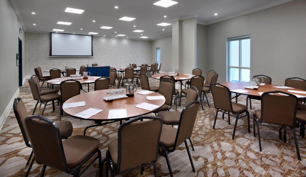 Novotel Toronto Centre Image 32
